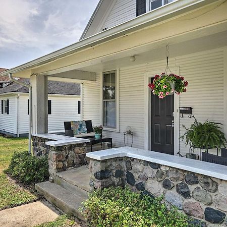Pet-Friendly Greenville Home With Private Yard エクステリア 写真