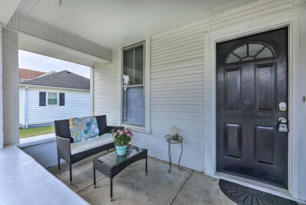 Pet-Friendly Greenville Home With Private Yard エクステリア 写真