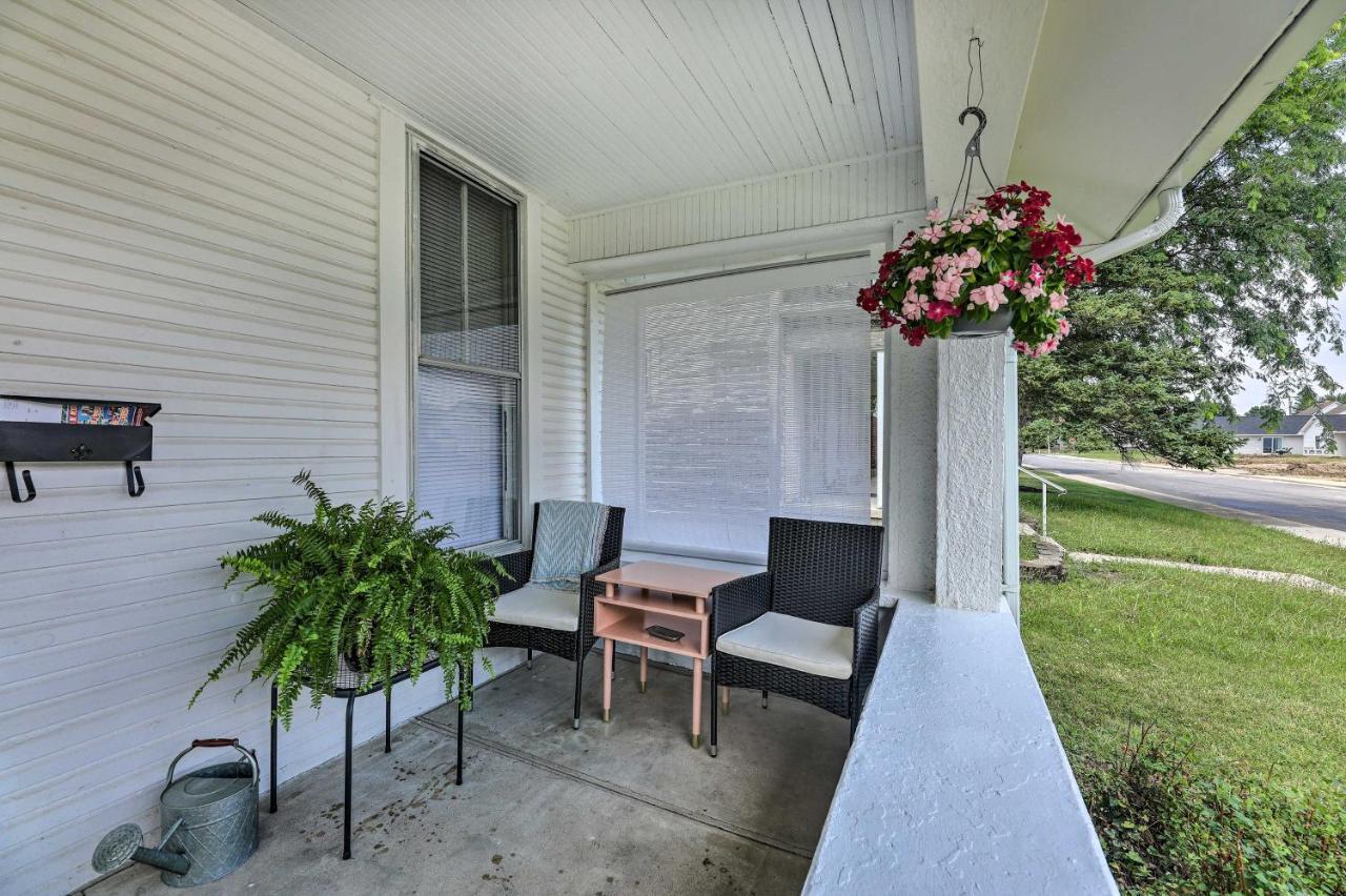 Pet-Friendly Greenville Home With Private Yard エクステリア 写真